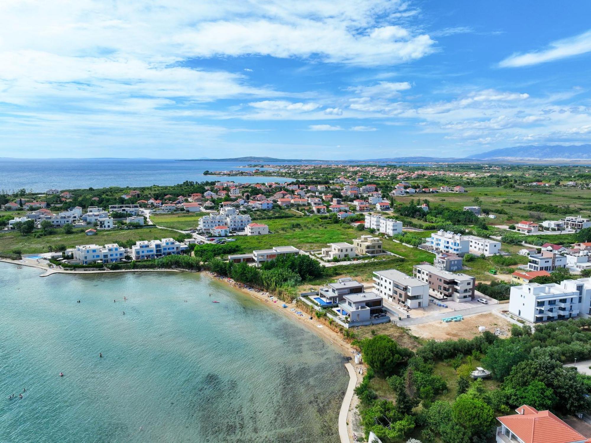 Deluxe Apartments Privlaka On The Sand Ngoại thất bức ảnh