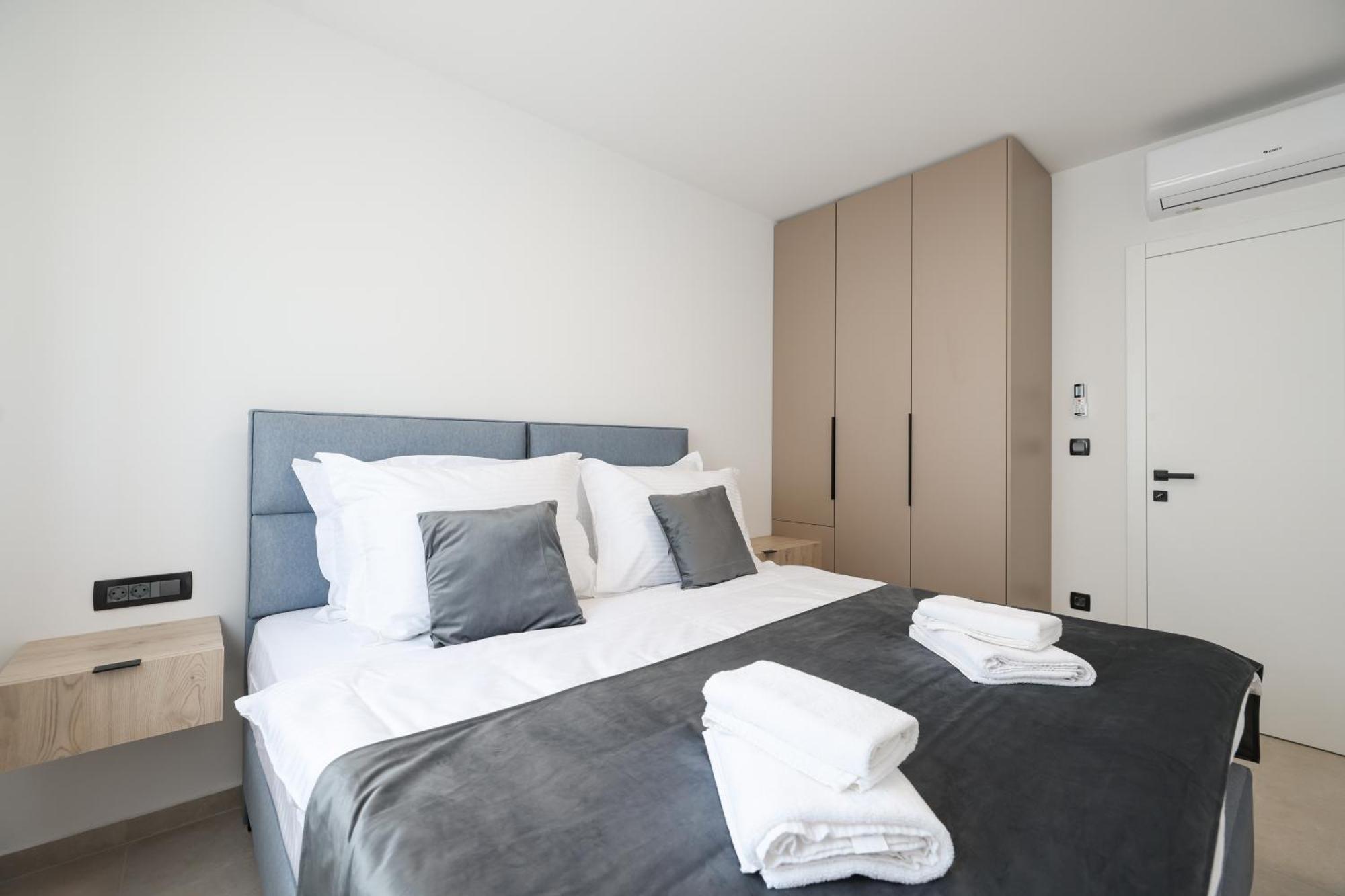 Deluxe Apartments Privlaka On The Sand Phòng bức ảnh