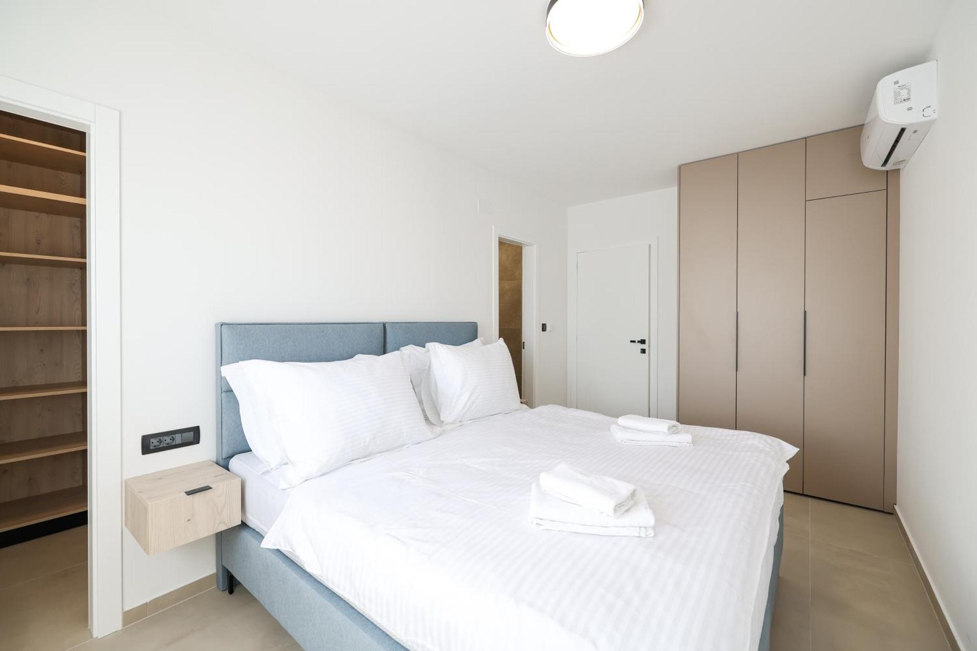 Deluxe Apartments Privlaka On The Sand Phòng bức ảnh