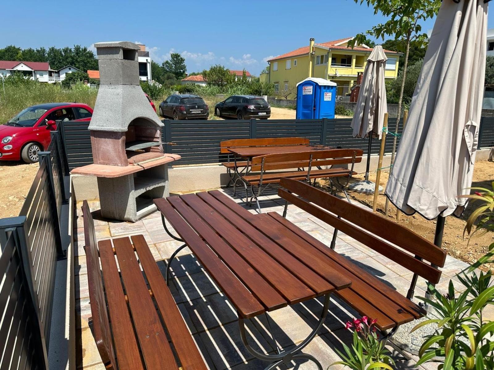 Deluxe Apartments Privlaka On The Sand Ngoại thất bức ảnh