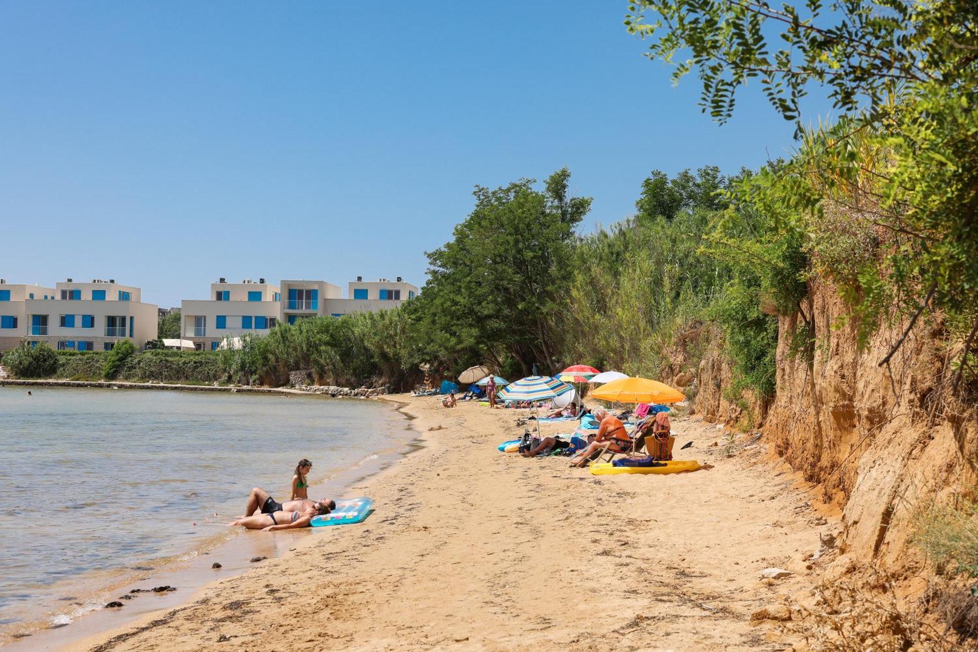 Deluxe Apartments Privlaka On The Sand Ngoại thất bức ảnh